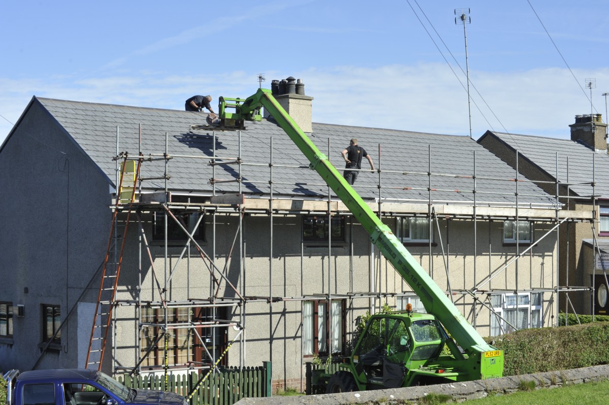 construction roofing