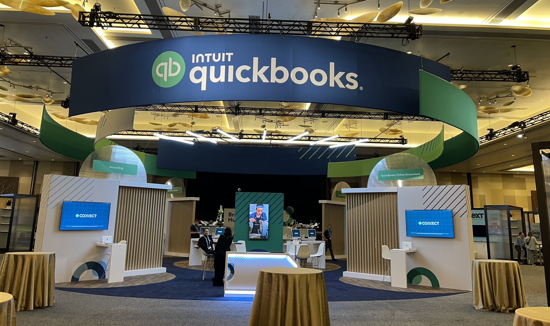 3,000+ Accounting Pros Attend Live QB Connect Conference in Vegas: Intuit Announces Big New Features