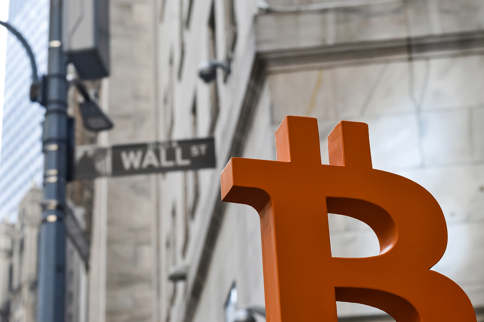 U.S. Regulators Warn About Risks of Deeper Crypto-Wall Street Ties