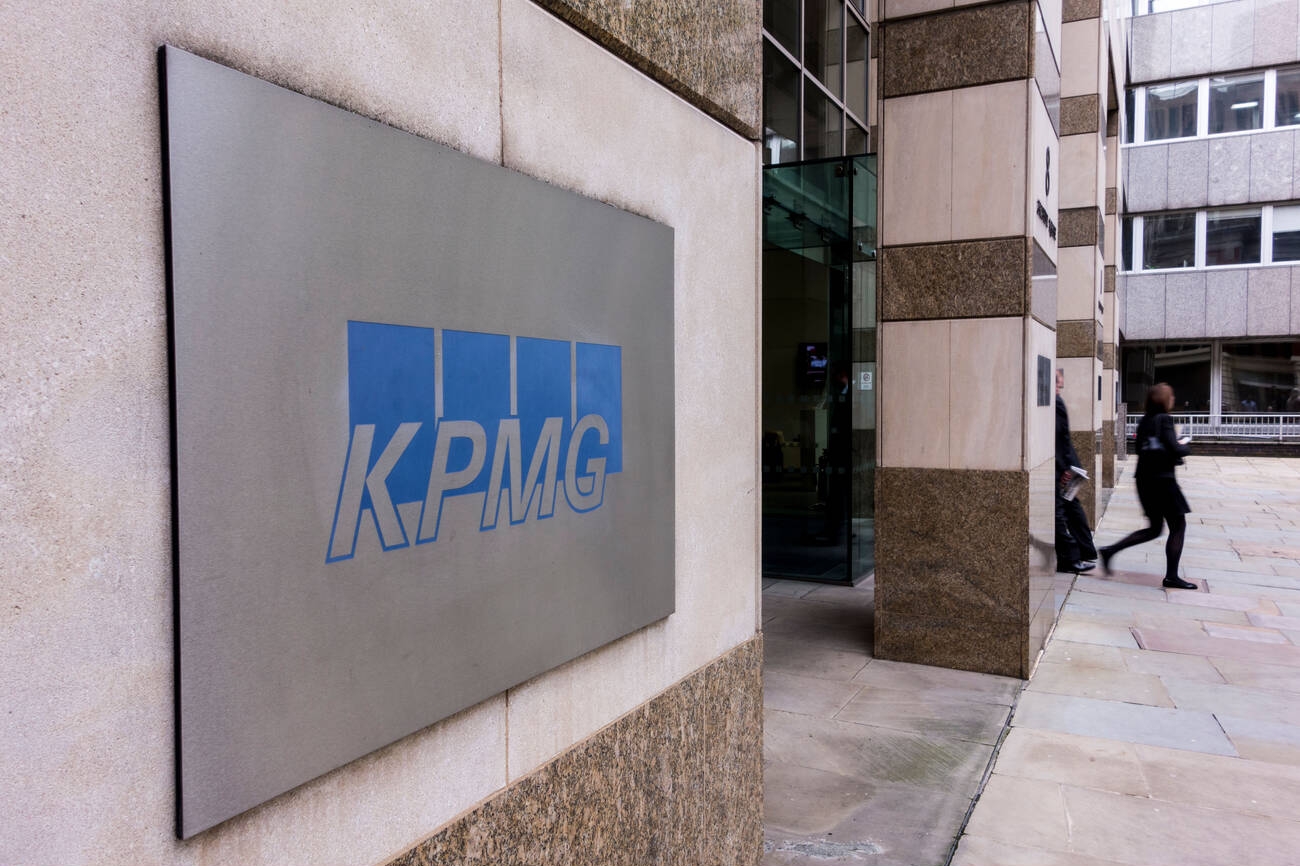 KPMG Freezes Pay and Cuts Bonuses in the U.K.