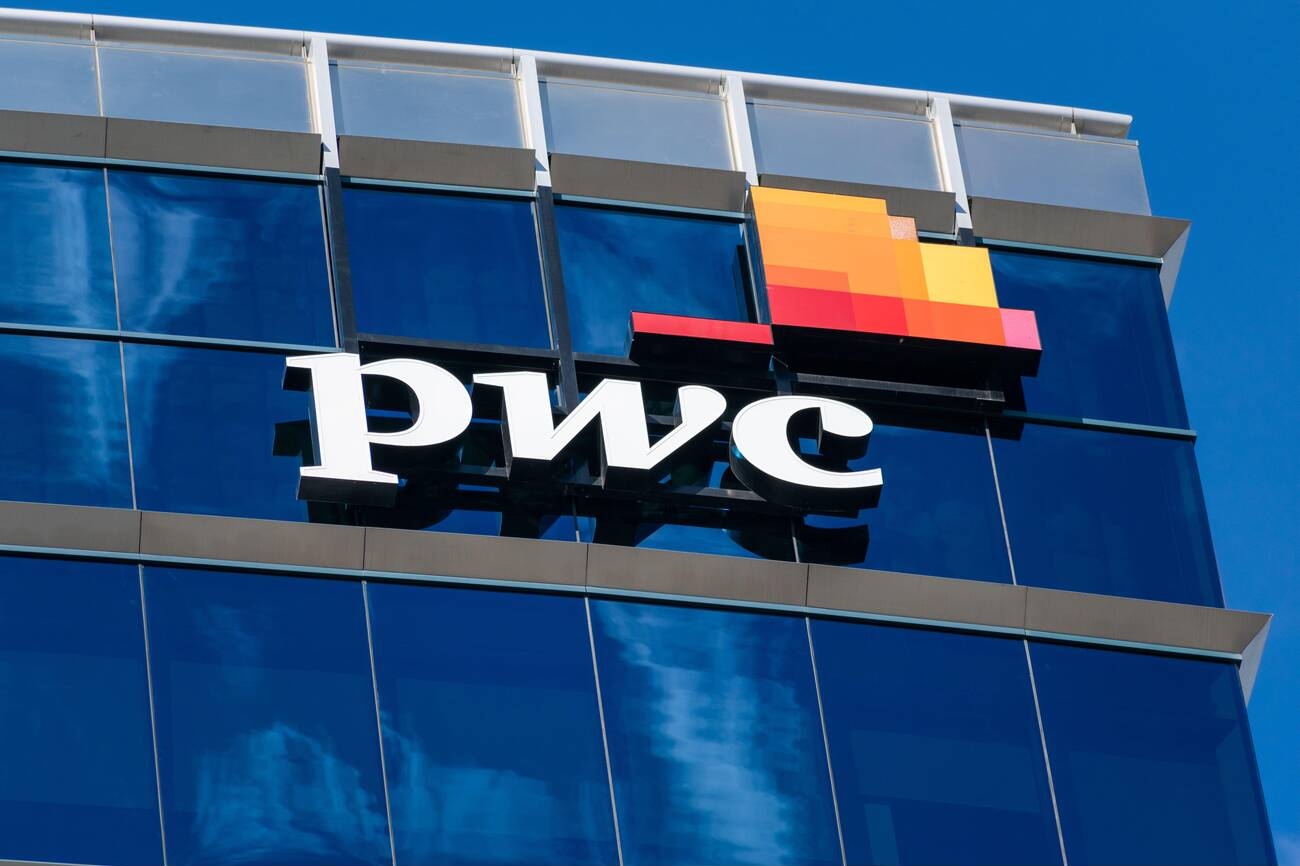 PwC Admits 158 to Partnership